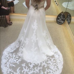 Wedding Dress - Never worn NWT